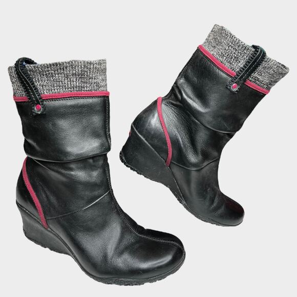Merrell Lily Black Leather Slouch Wedge Boots - Picture 3 of 7